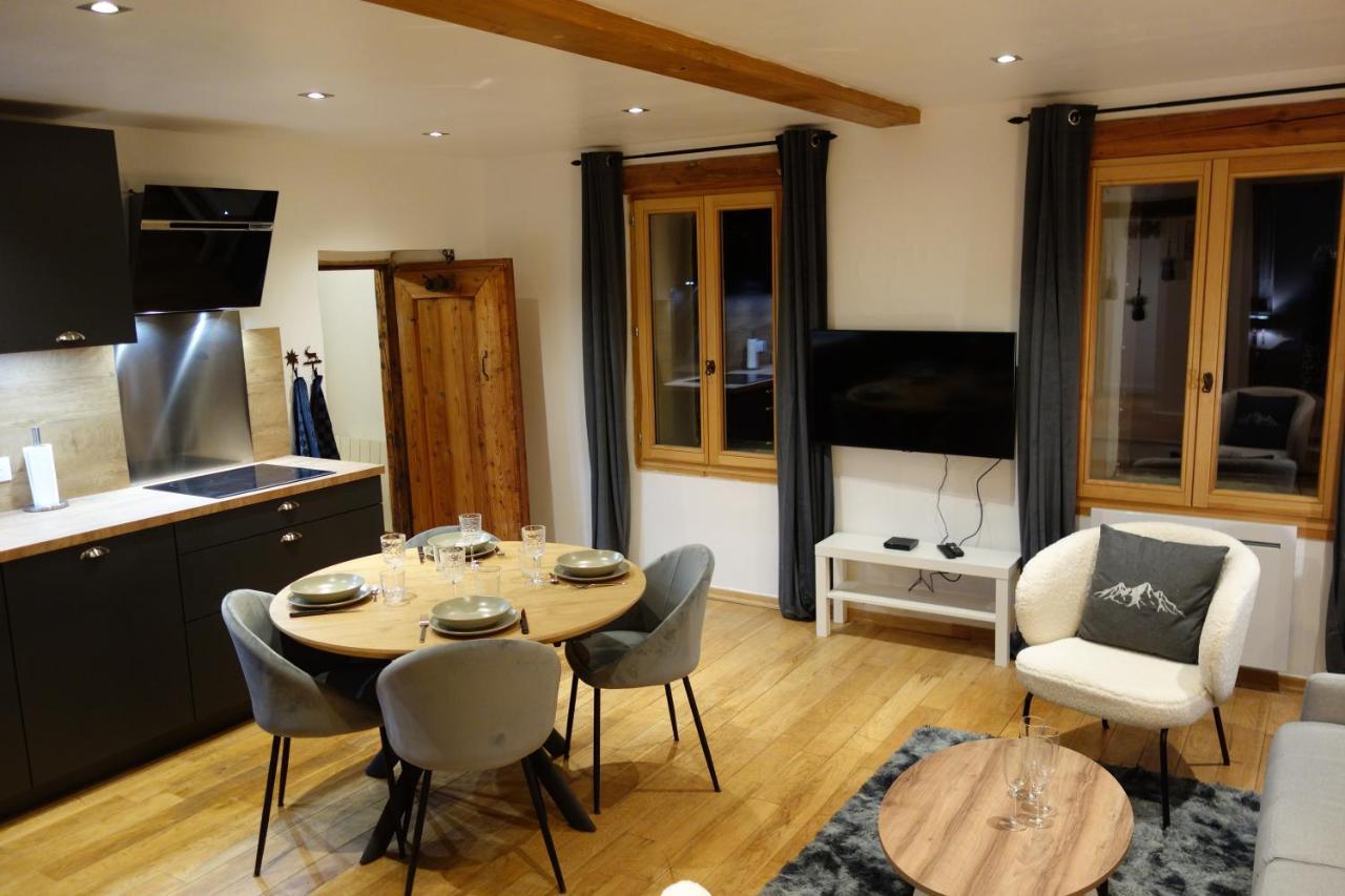 Chez Petit Louis- Appart Centre Ville Jusqu'A 6 Personnes Briançon Dış mekan fotoğraf