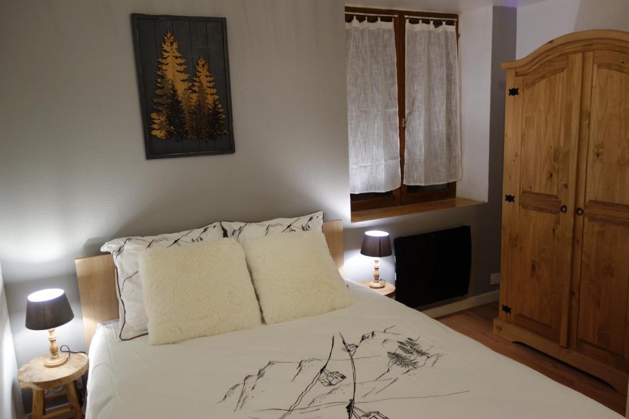 Chez Petit Louis- Appart Centre Ville Jusqu'A 6 Personnes Briançon Dış mekan fotoğraf